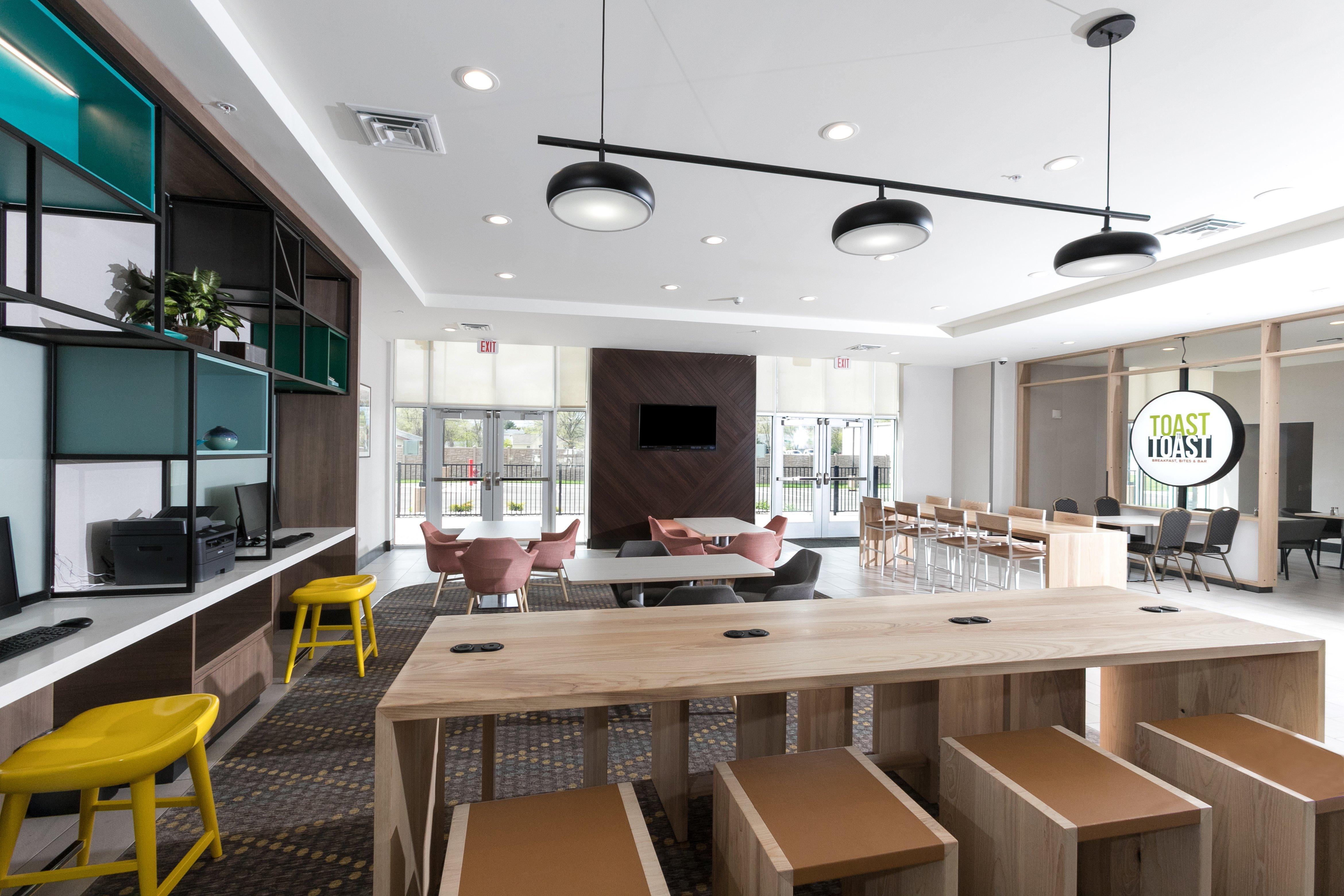 Holiday Inn Hotel & Suites - Mount Pleasant By Ihg Dış mekan fotoğraf