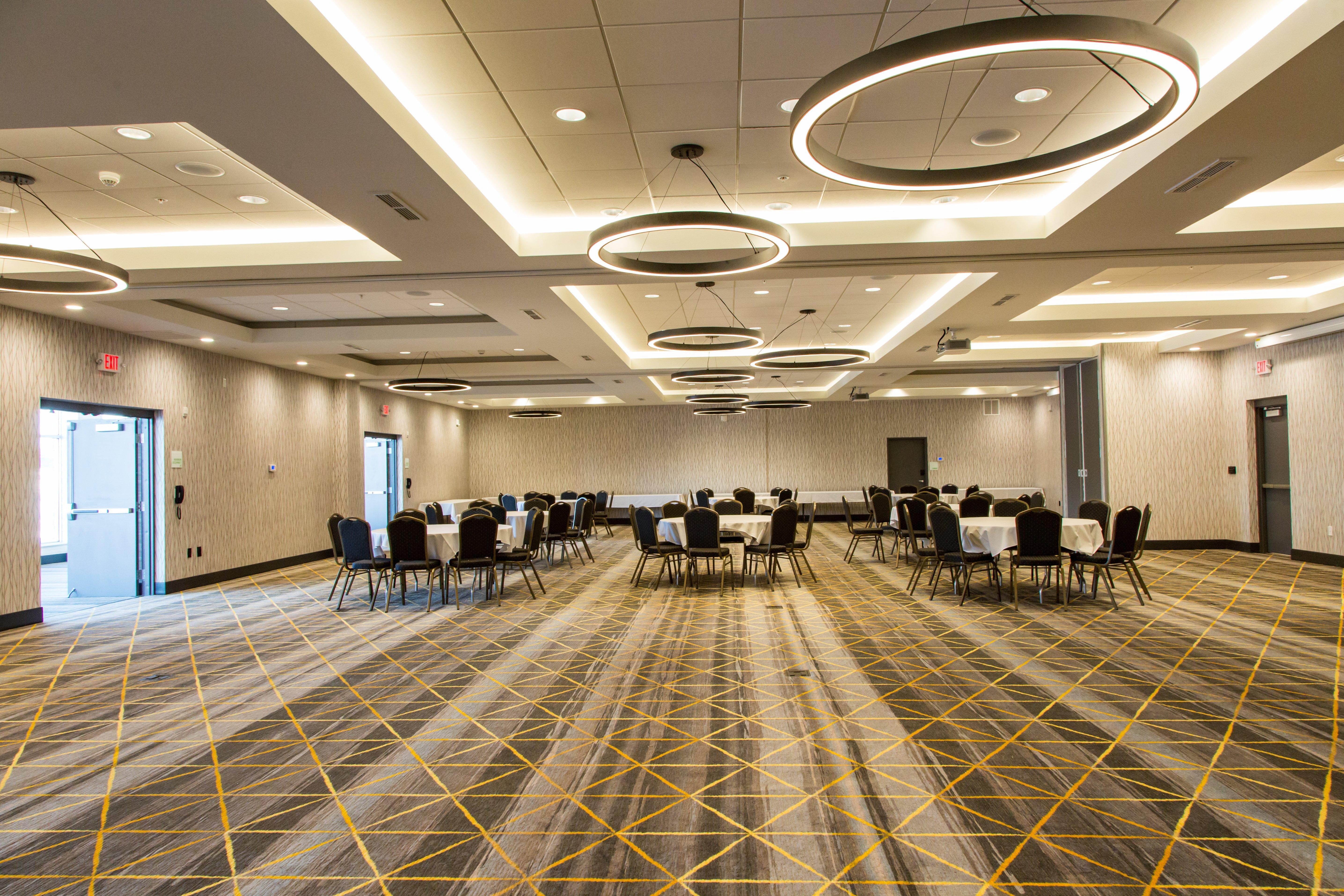Holiday Inn Hotel & Suites - Mount Pleasant By Ihg Dış mekan fotoğraf